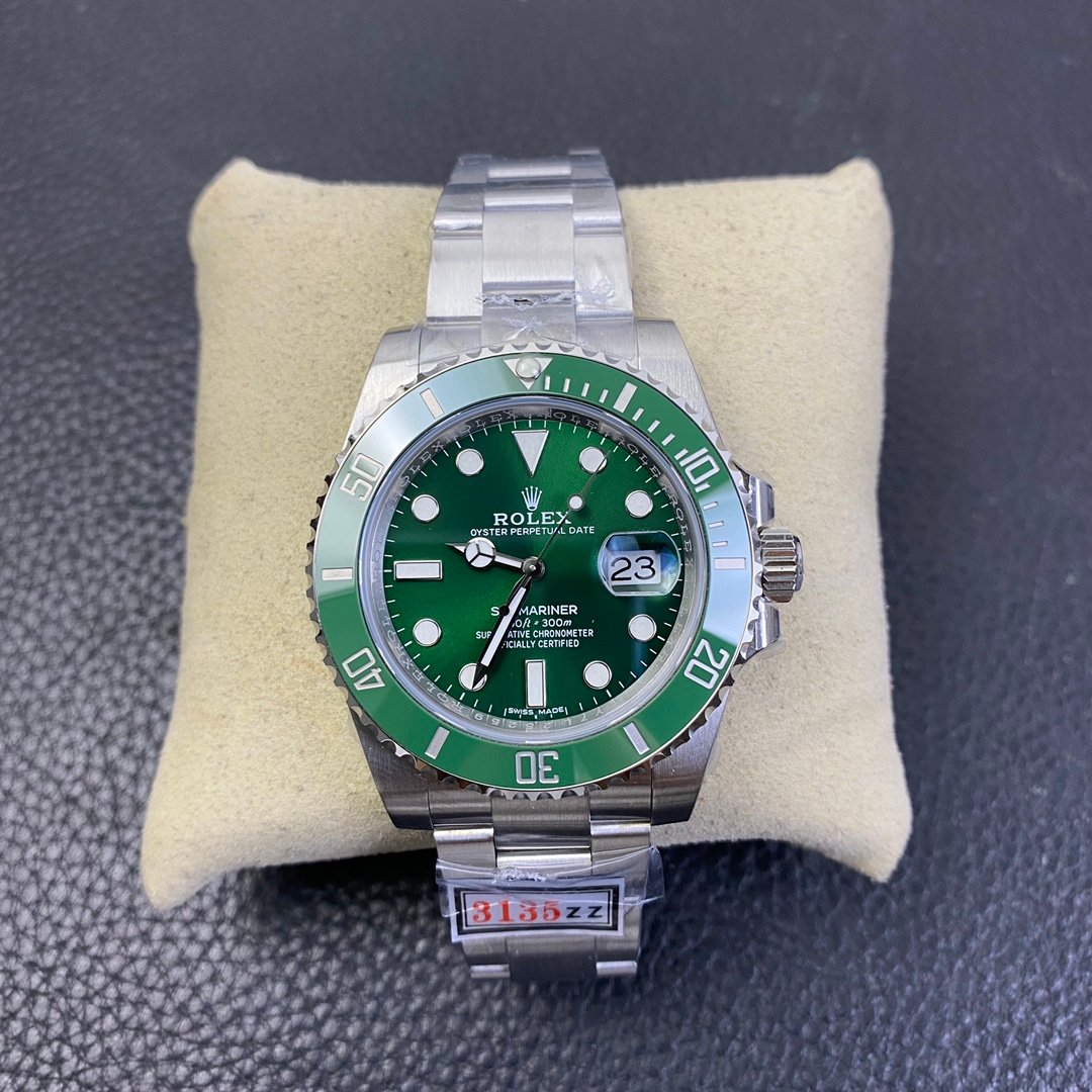 Rolex Submariner 40 Series, Green Submariner, Classic Five-Point Crown Edition