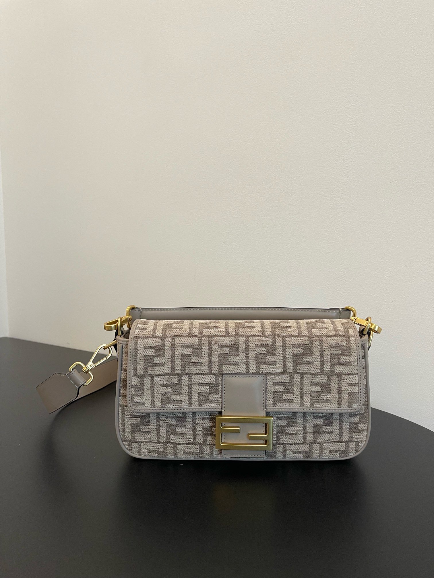 FENDI HANDBAG  Monogram
