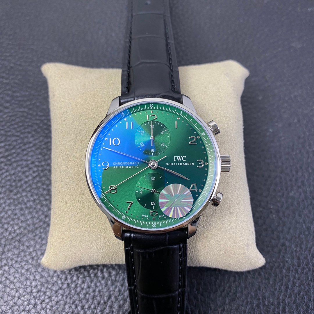 Universal Portugal 42 Series  Mechanical Watch